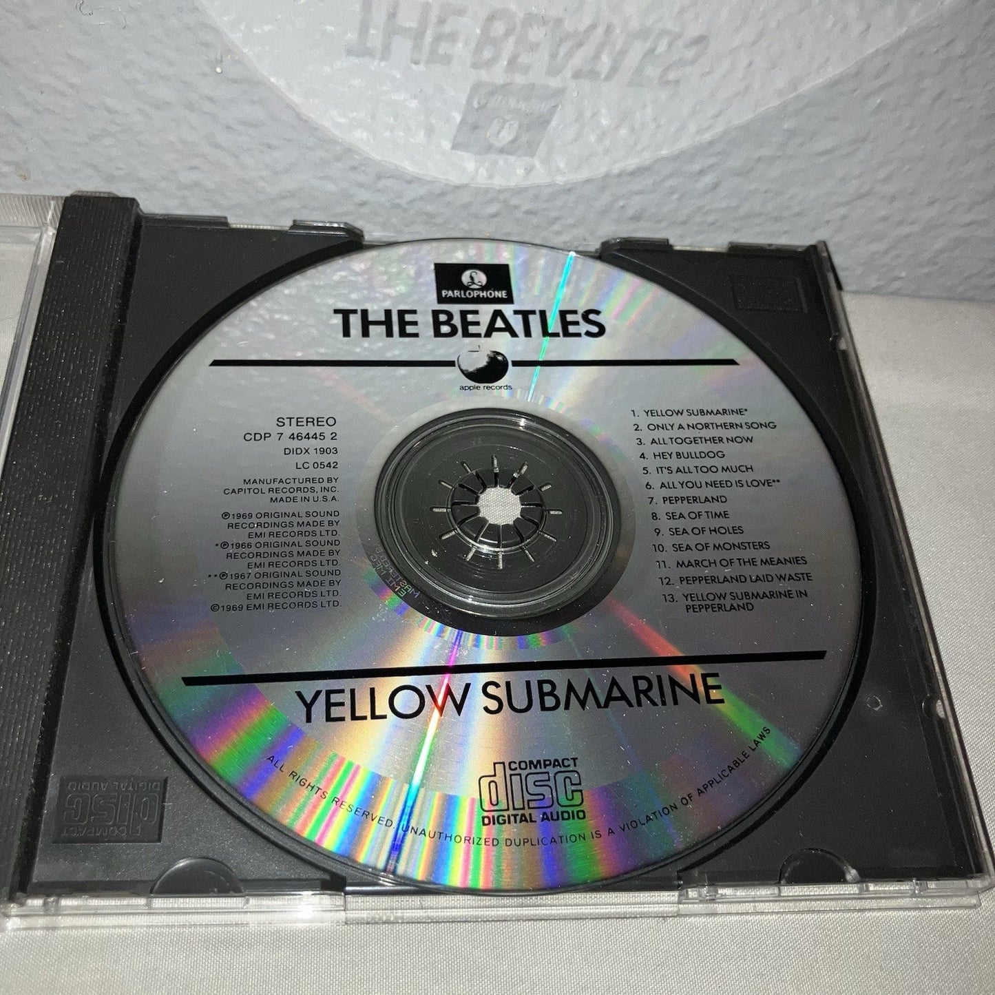 Cd Only Used The Beatles Yellow Submarine No Art Or Inlay Scratched Disc Works