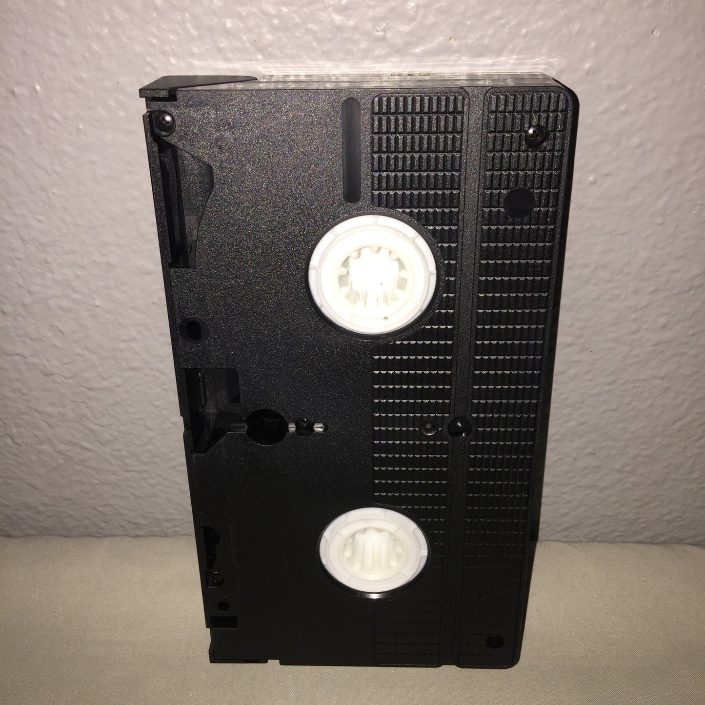 Vhs Sealed / 1 Used James Bond The World Is Not Enough Tape Lot Pierce Brosnan