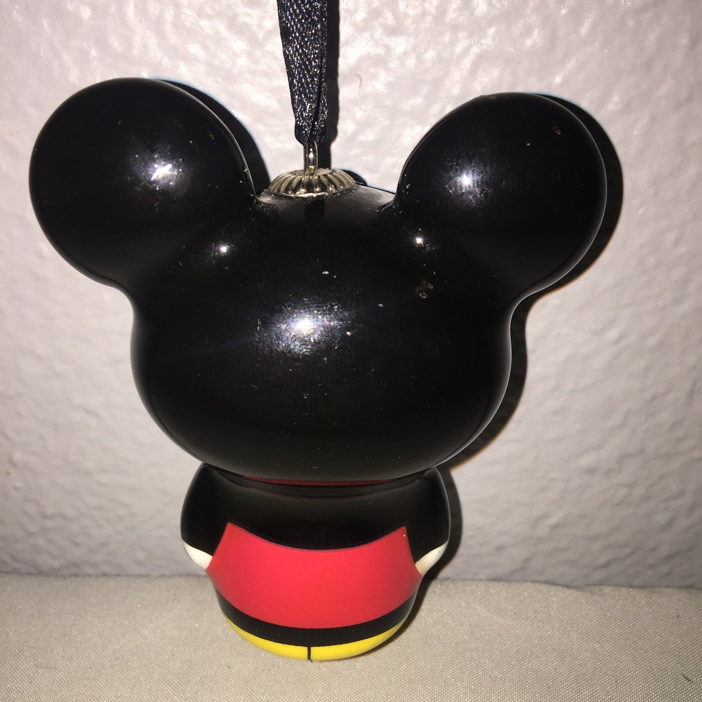 Xmas Disney Mickey Mouse Plastic Ornament Christmas Hallmark Store *Has A Defect