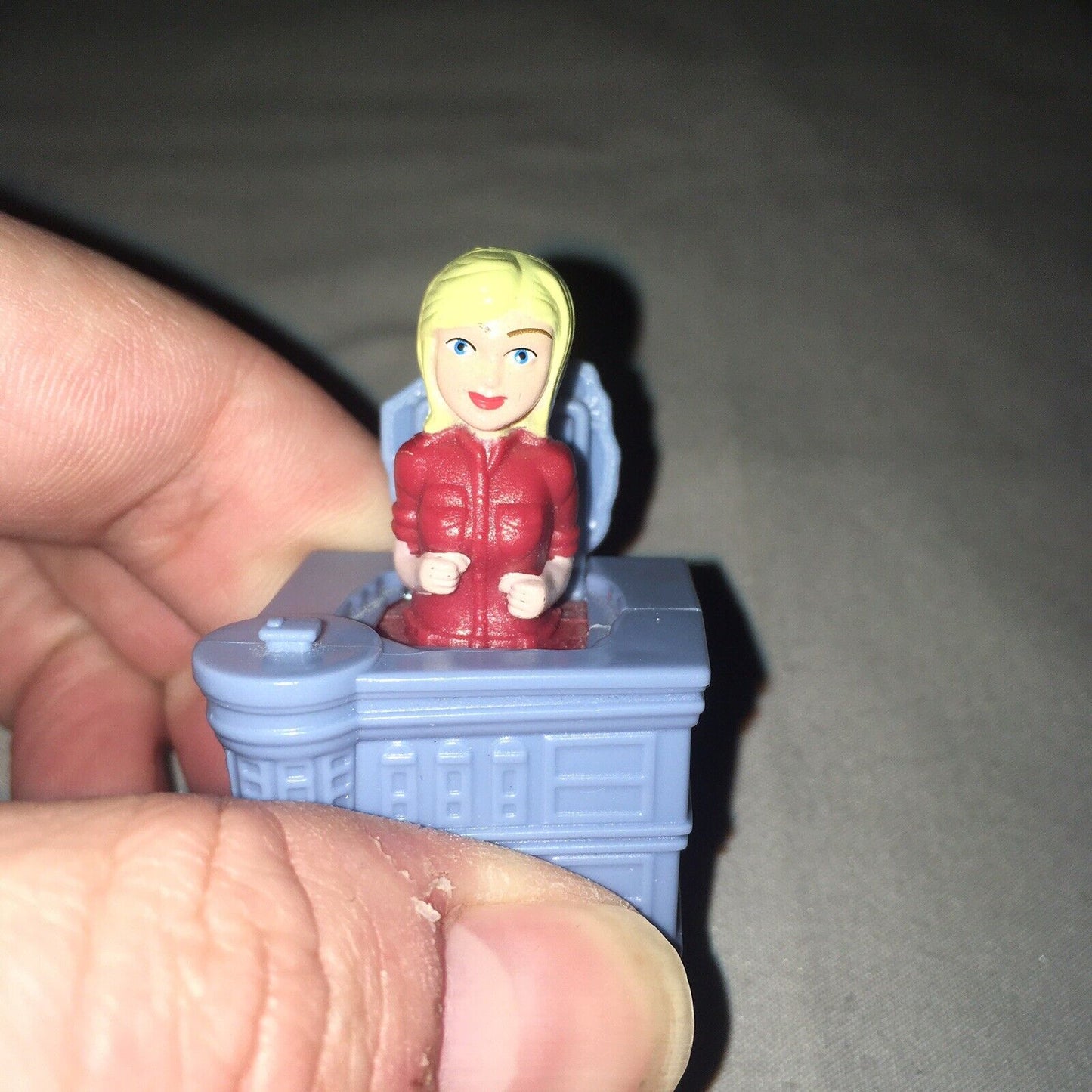 Energizer Batteries 90's Pop Up Figure Girl in Building Vintage Great Condition