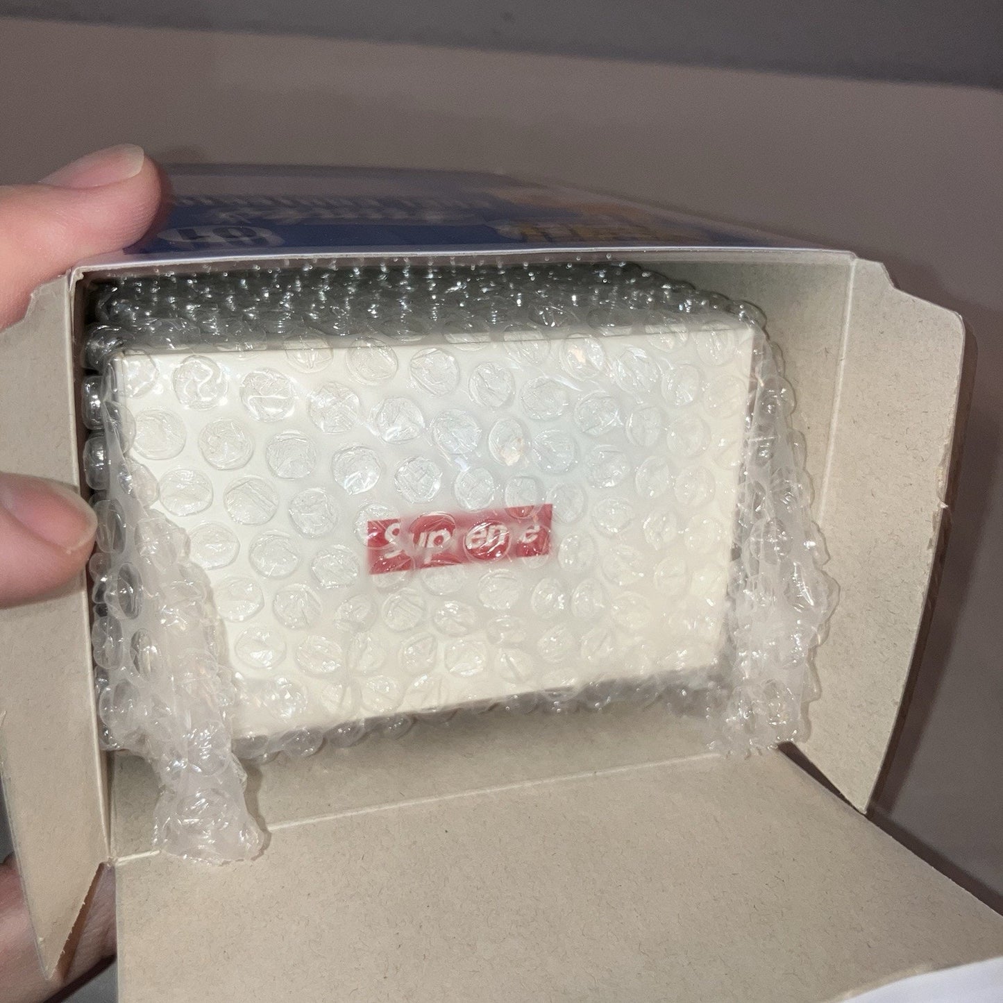 2018 Fw18 Supreme Santa Christmas Xmas Ornament Gold Glass New In Box Not Used