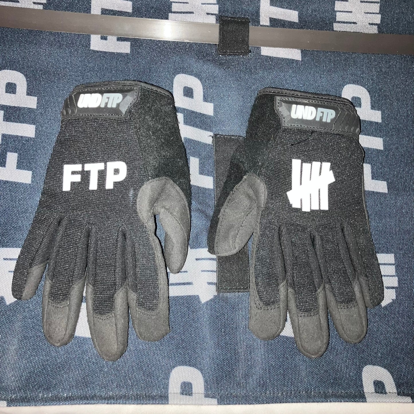Ftp x Undefeated Emergency Lockout Kit Never Used Just Sat On Desk As Decoration