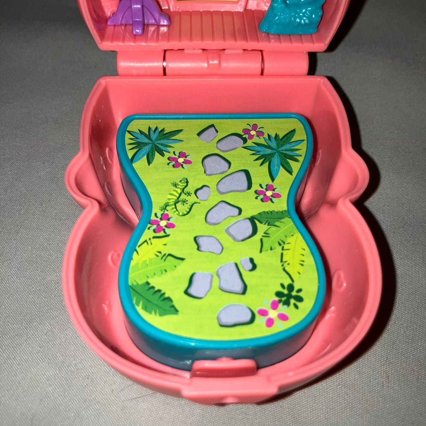 Polly Pocket Flip And Find Sloth Compact Playset *W Original Doll But No Sloth*
