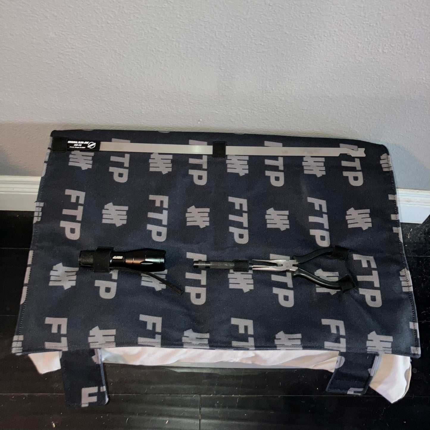 Ftp x Undefeated Emergency Lockout Kit Never Used Just Sat On Desk As Decoration