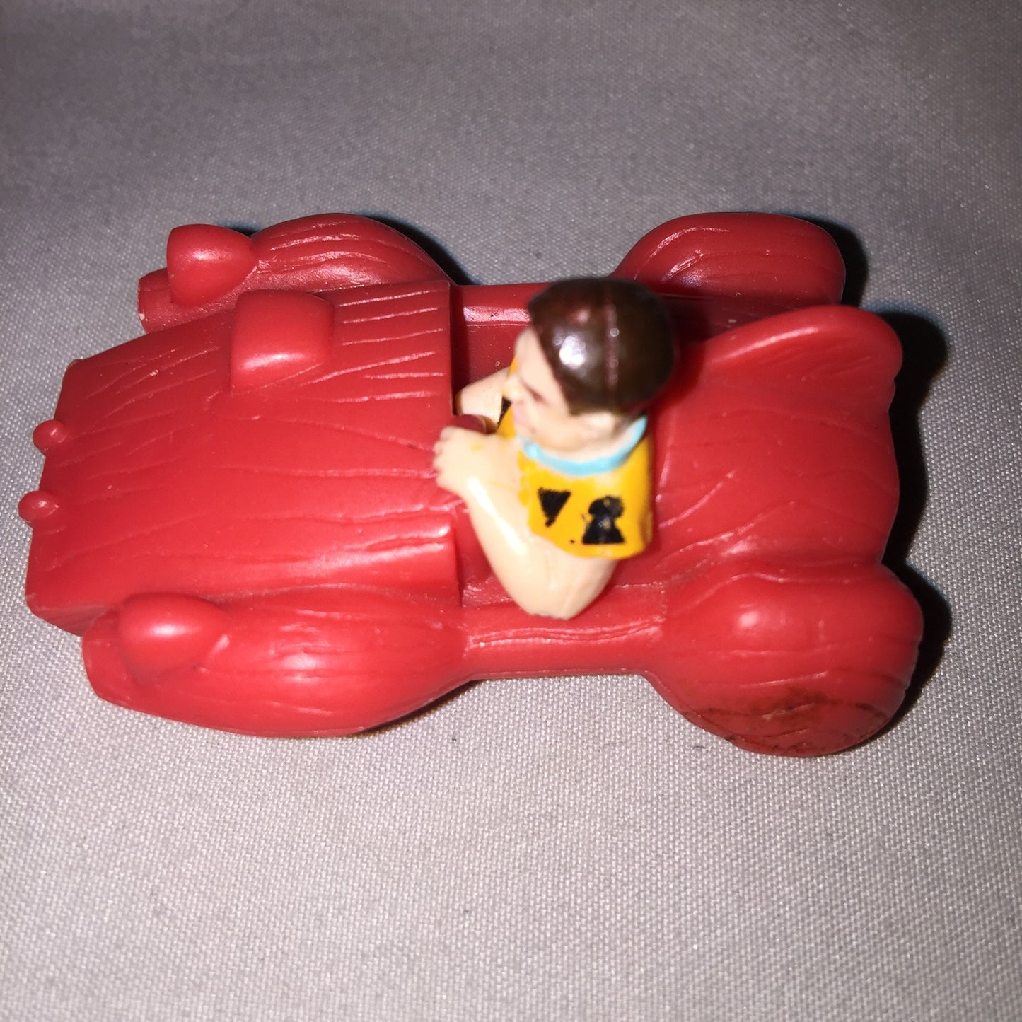 The Flintstones Fred Flintstone Driving Red Car Fossil Fill-up McDonald's FF Toy