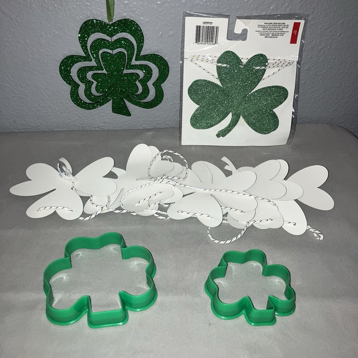 St. Patricks Day Lot 2 Lucky Clover Banners 2 Cookie Cutters 1 Spinning Clover