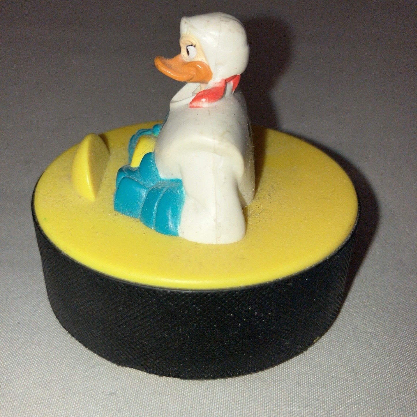 FF Toy McDonald's Disney Mighty Ducks 1996 #3 Mallory Jersey Street Hockey Puck