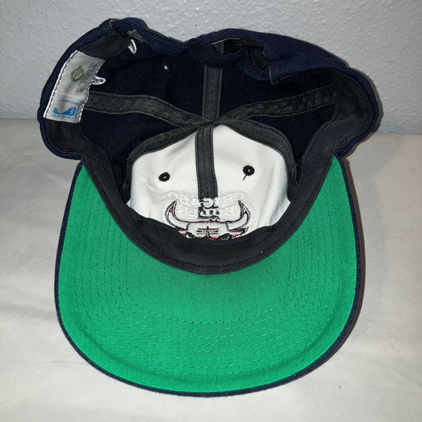 Chicago Bulls 90's The G Cap Hat Navy Blue Vintage Wool Blend Strapback *Used*
