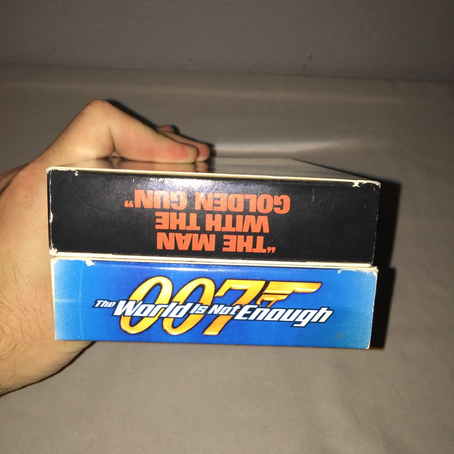 Vhs Used 007 James Bond The Man With The Golden Gun / The World Is Not Enough