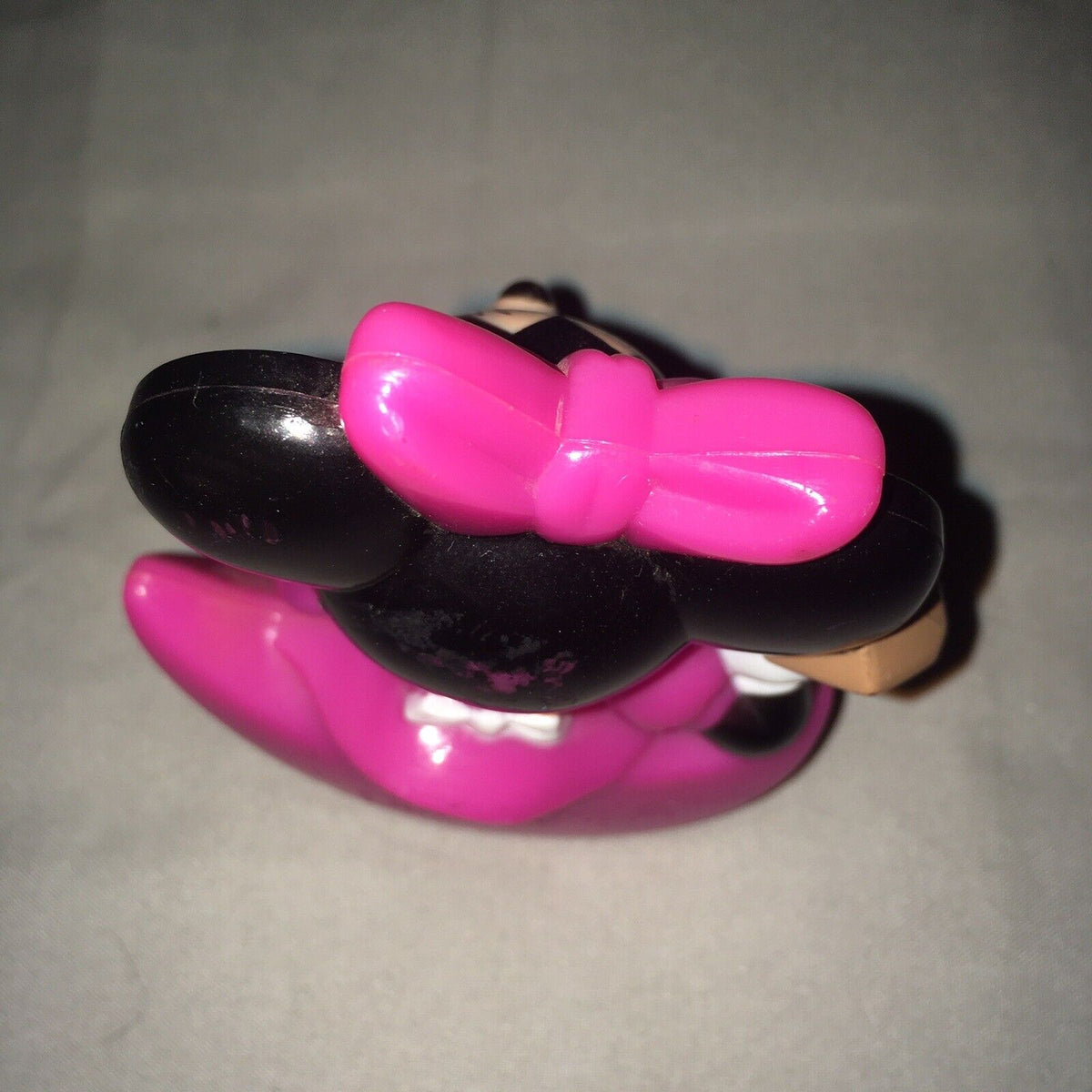 Toy Disney Minnie Mouse Mini Gumball Dispenser Vintage 1986 With 1 Still Inside
