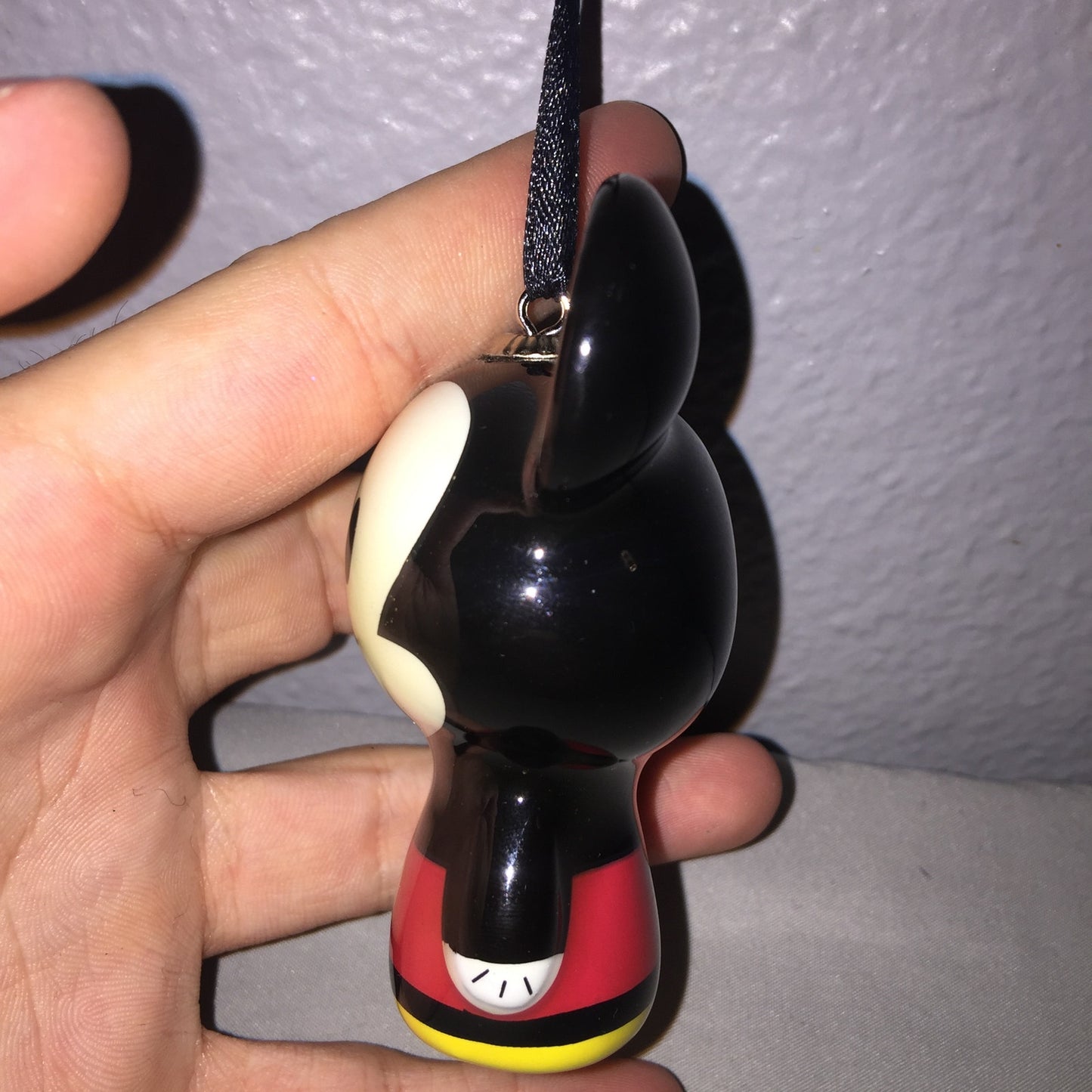 Xmas Disney Mickey Mouse Plastic Ornament Christmas Hallmark Store *Has A Defect