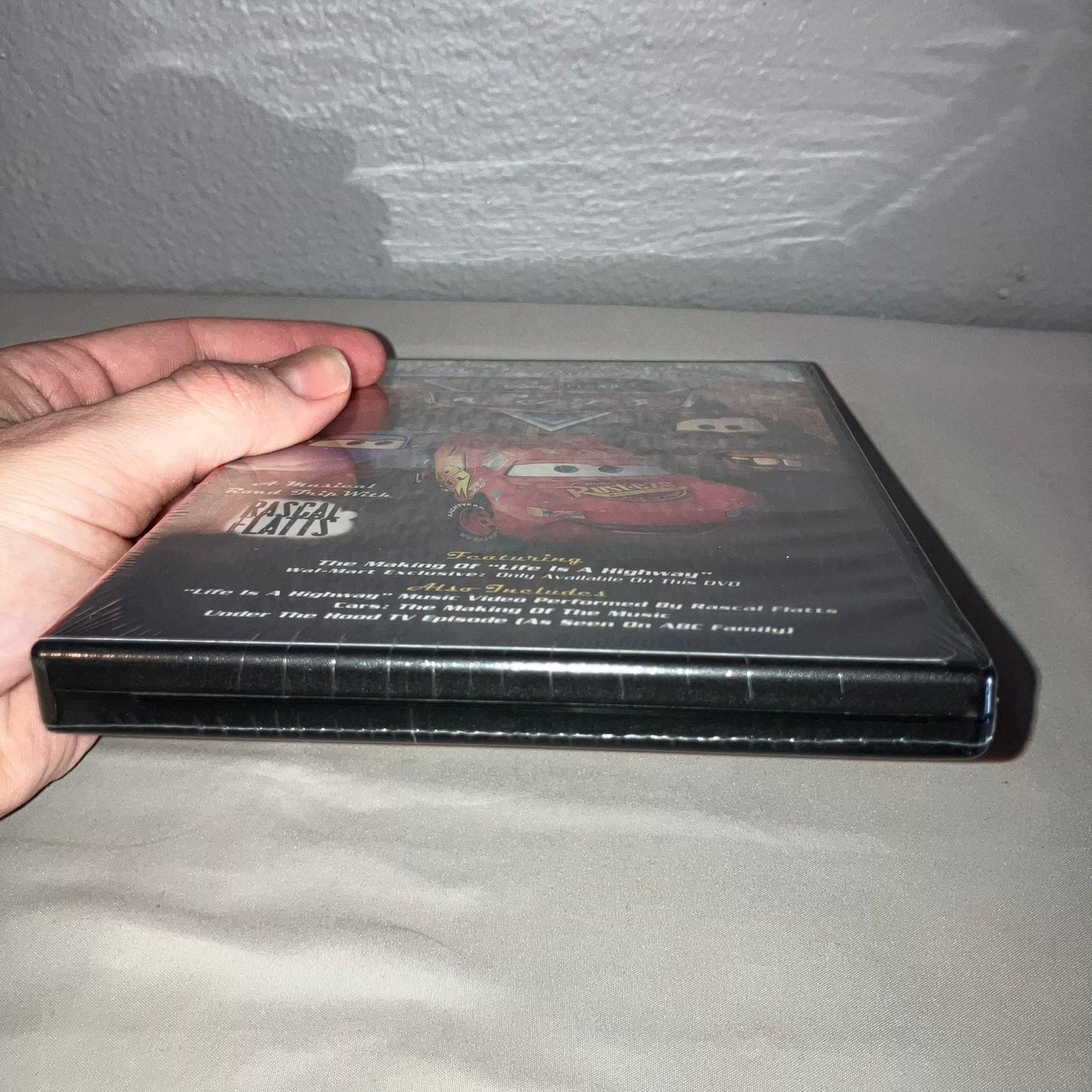 Dvd Sealed New Disney Cars Walmart Exclusive Bonus Rascal Flatts Music Video