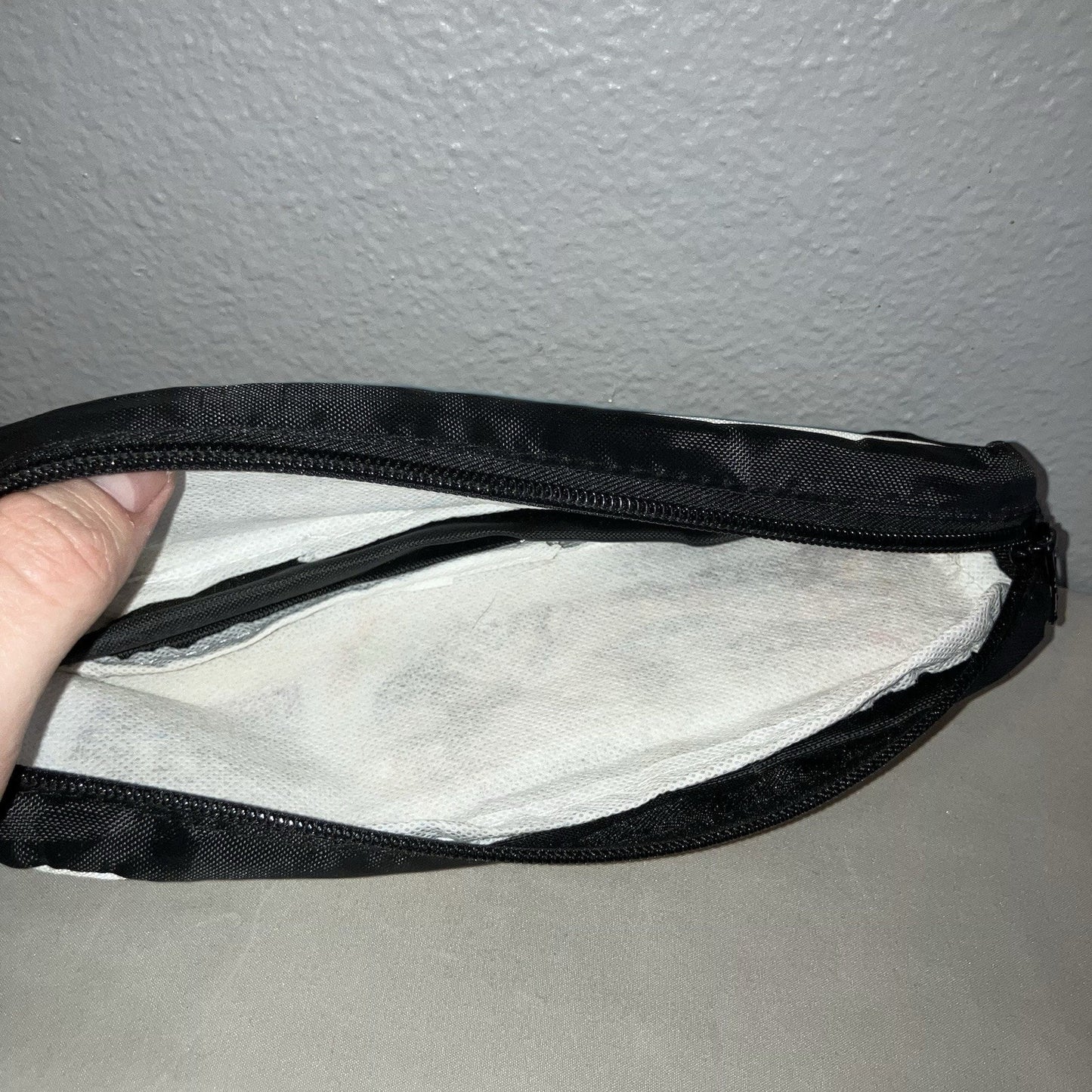 Star Wars The Mandalorian Grogu Baby Yoda Full Size Pencil Case *Lightly Used*
