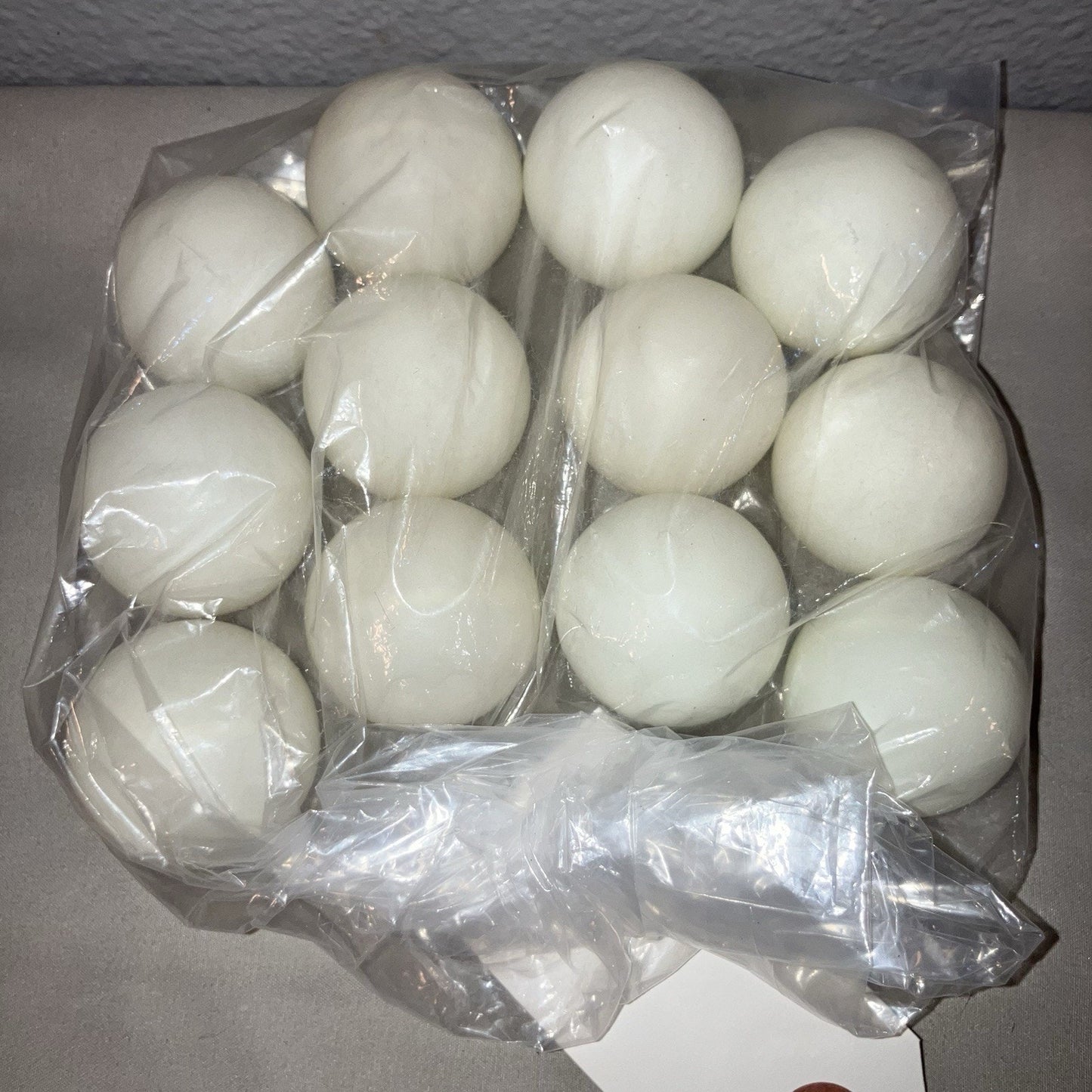 7 Wilson / 5 Ping-Pong Brand Balls Good Shape Official At One Time May Be Older