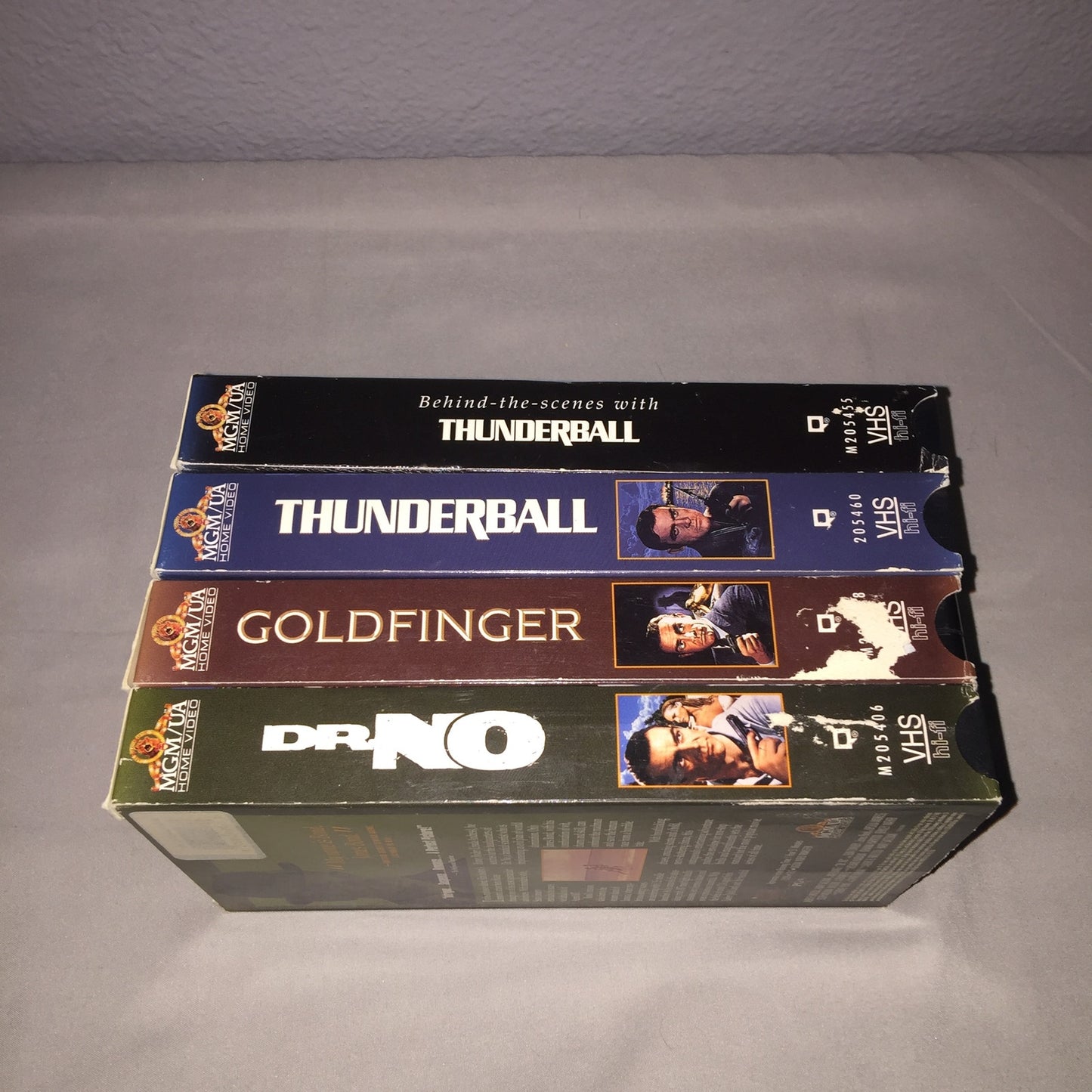Vhs Used James Bond Dr. No / Goldfinger / Thunderball + Bts Lot Sean Connery