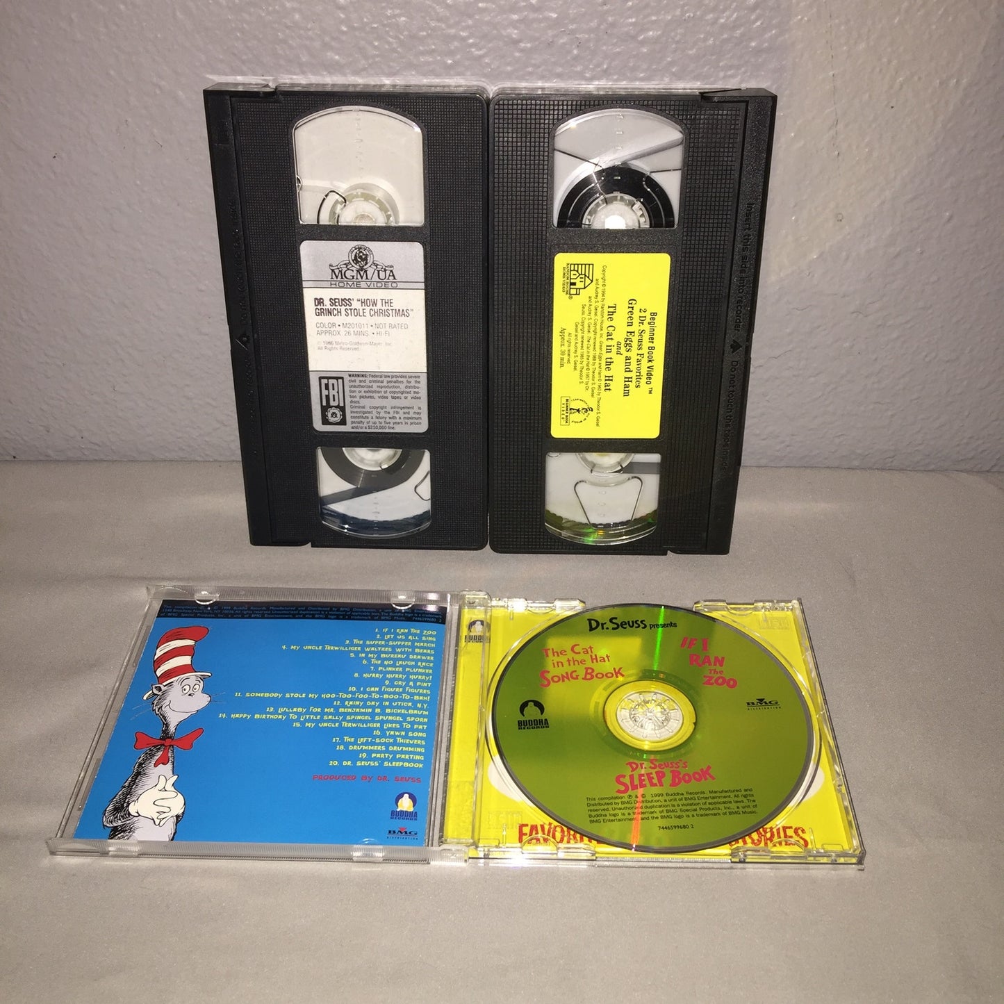 Vhs Used Dr. Seuss The Grinch / Green Eggs And Ham + The Cat In The Hat / Music