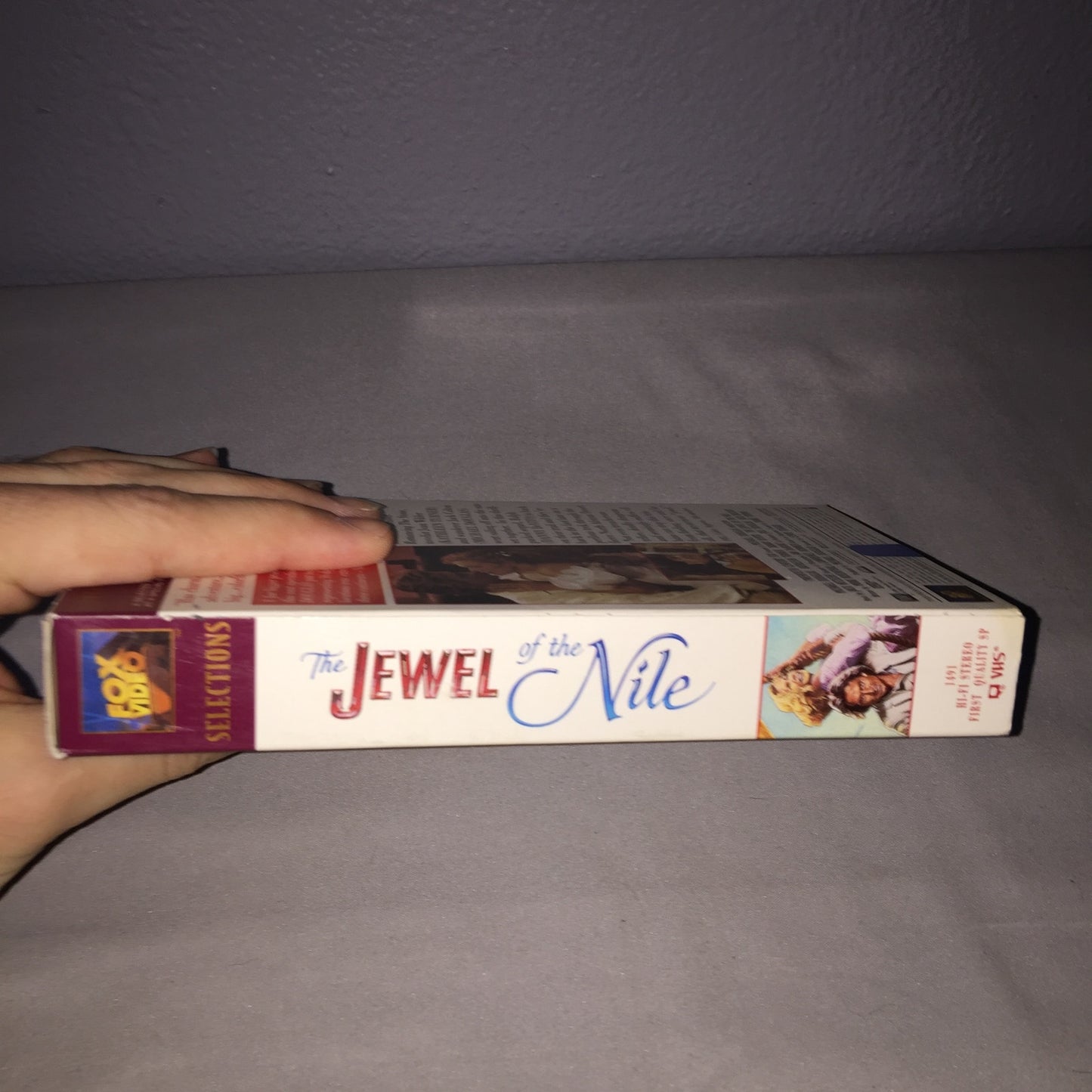 Vhs Used The Jewel Of The Nile Tape Michael Douglas Kathleen Turner Danny Devito