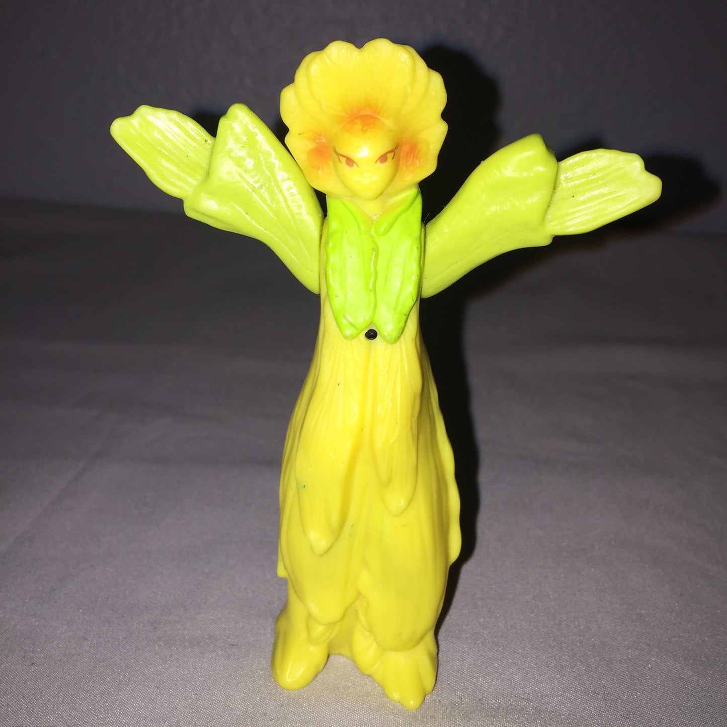 Flower Sprite 2008 The Spiderwick Chronicles Squirt Gun McDonald's FF Toy *Used*