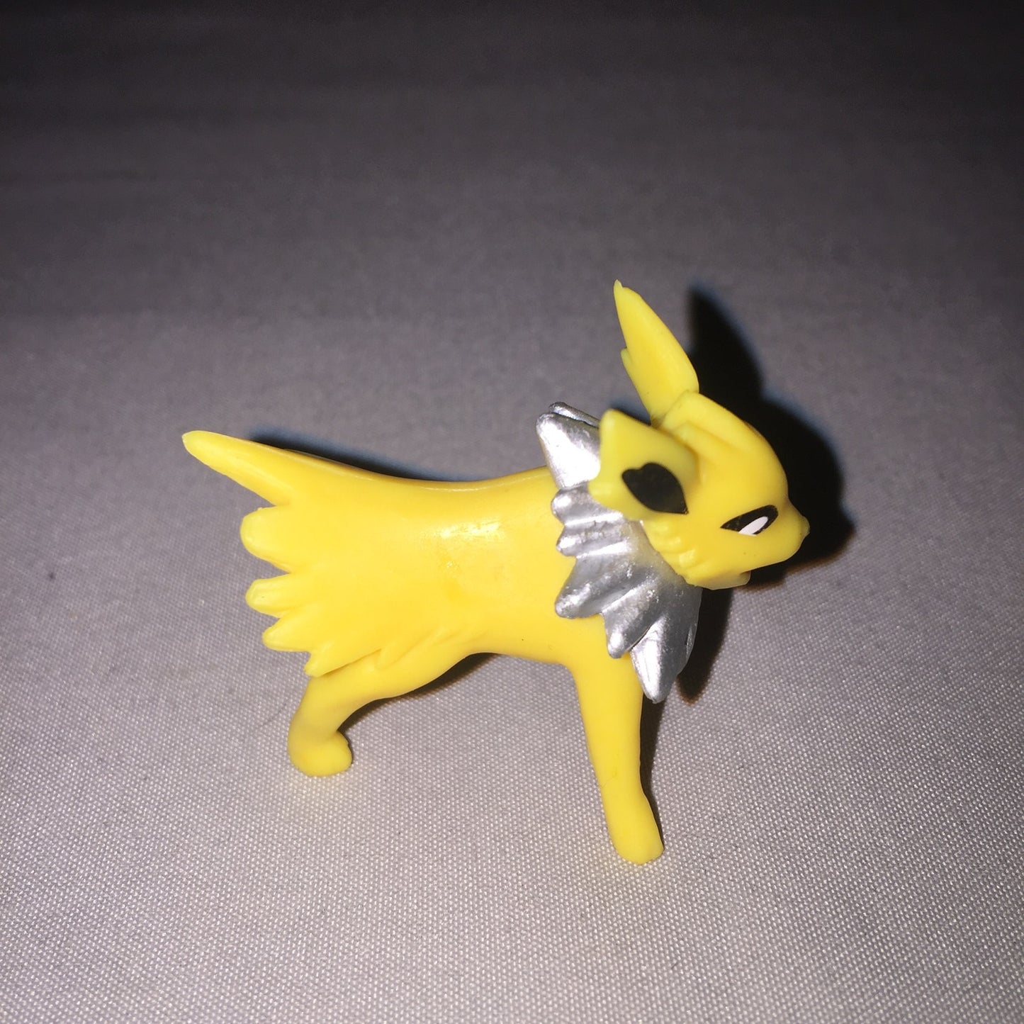 Pokemon Tested Tomy Toy Catch N Return Poké Ball W/ Jolteon Figure Nintendo Used