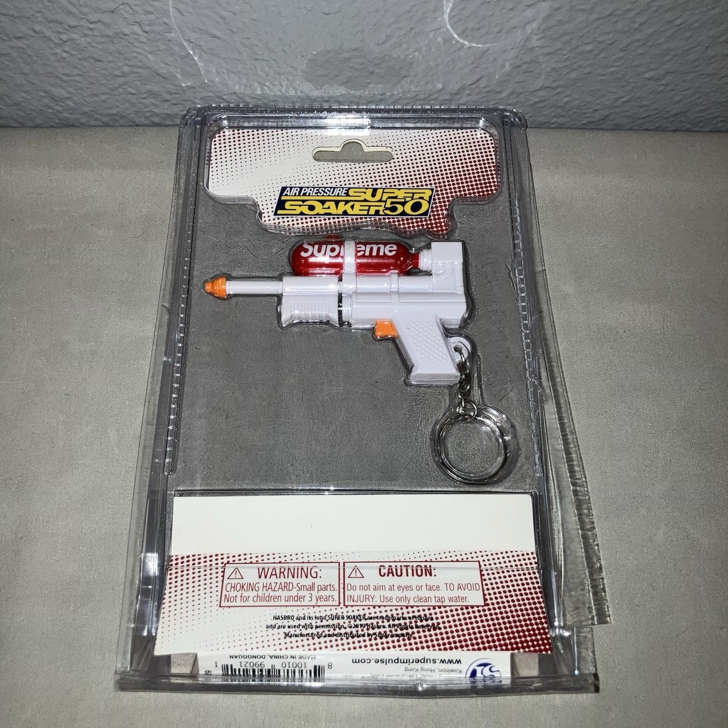 Supreme x Super Soaker 50 Ss19 Squirt Gun Water Pistol Blaster / Keychain *Used*