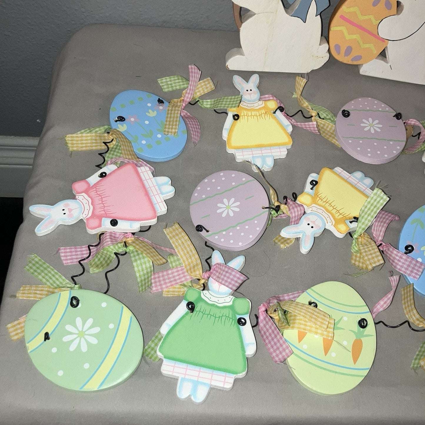 6' Long Painted Look Easter Eggs & Bunny Rabbits Figure Wood Garland + 2 Cutouts