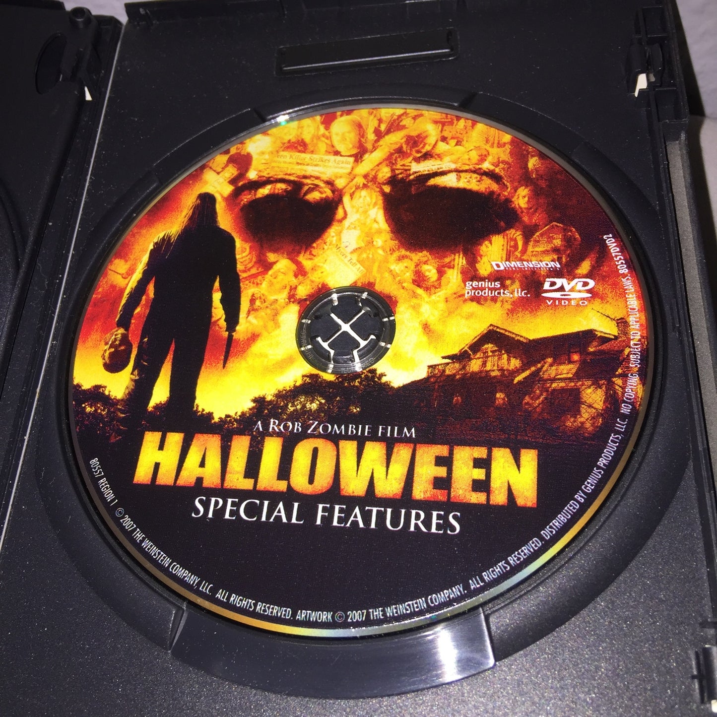Dvd Used Halloween Unrated 2-Disc Rob Zombie Version *Discs Are Near Perfect*