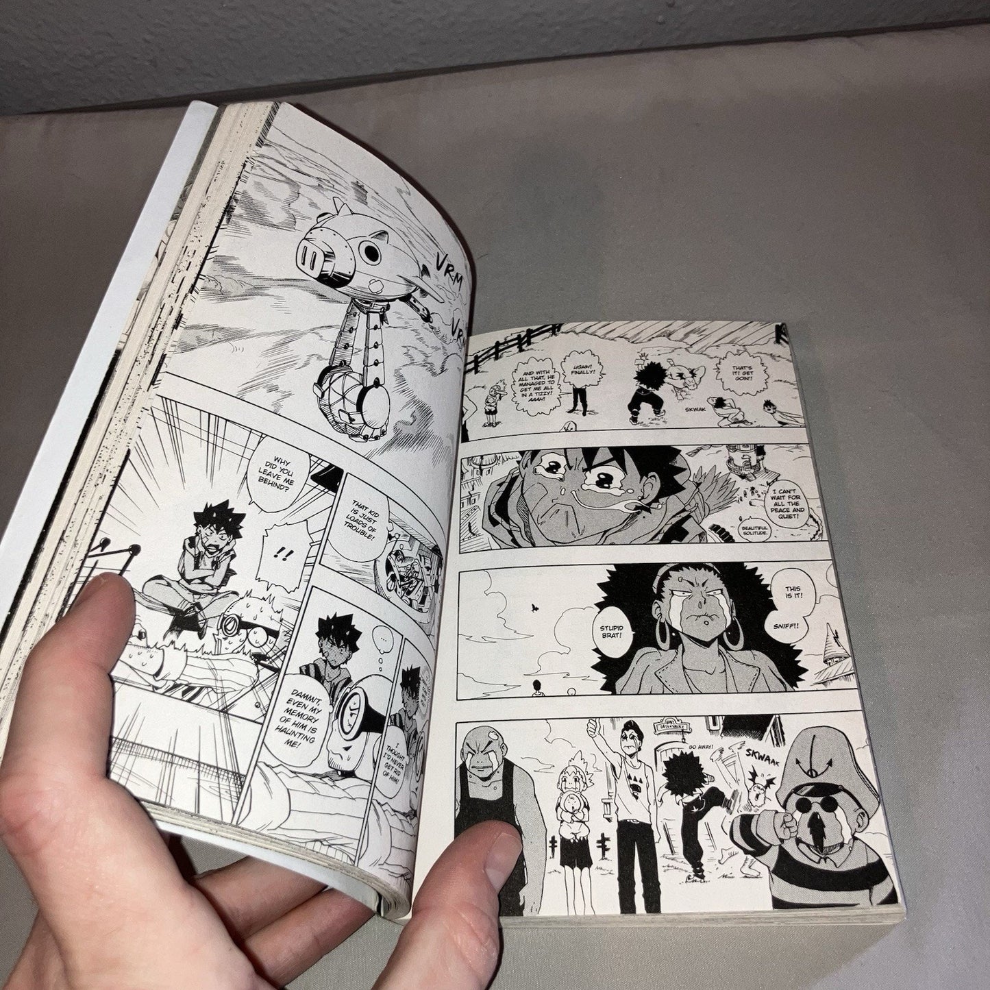 Radiant #1 Volume 1 Vizmedia Viz Media Paperback 2018 Tony Valente Manga Comic