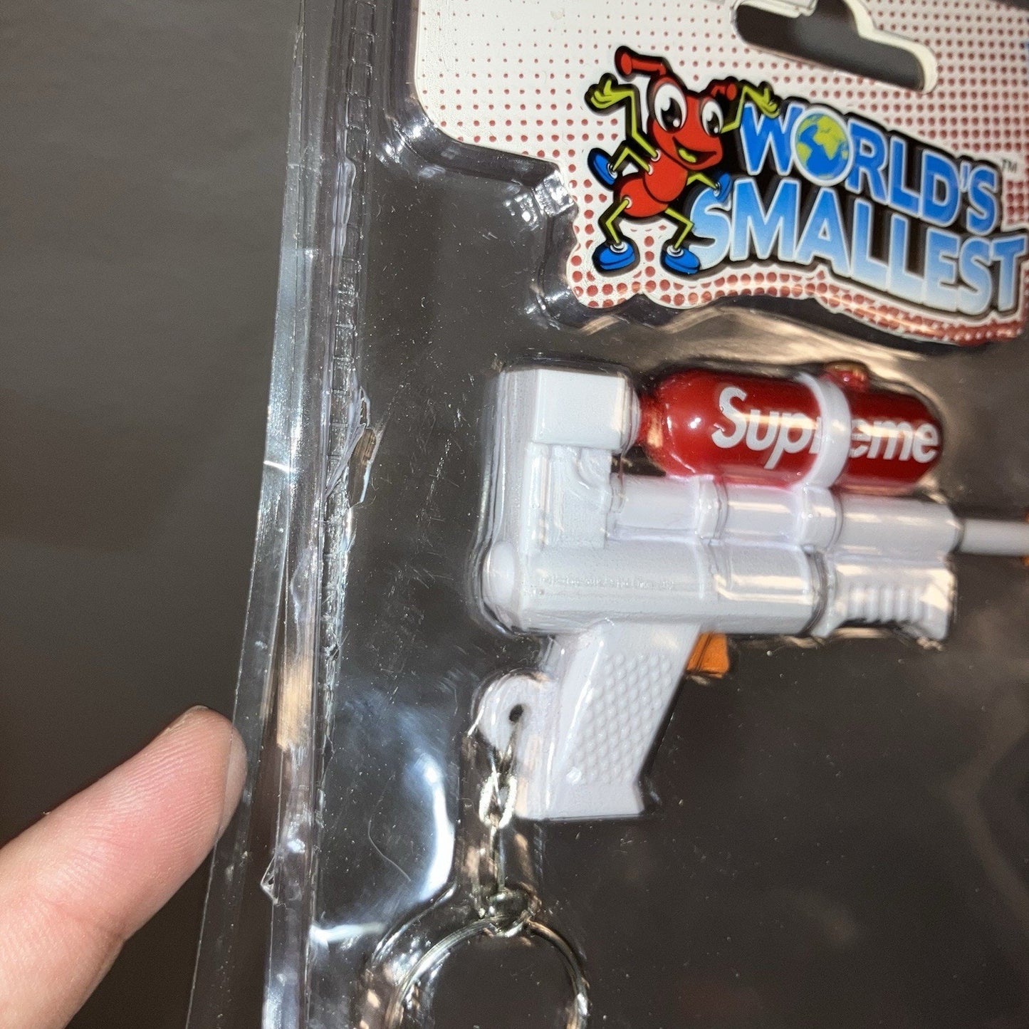 Supreme x Super Soaker 50 Ss19 Squirt Gun Water Pistol Blaster / Keychain *Used*