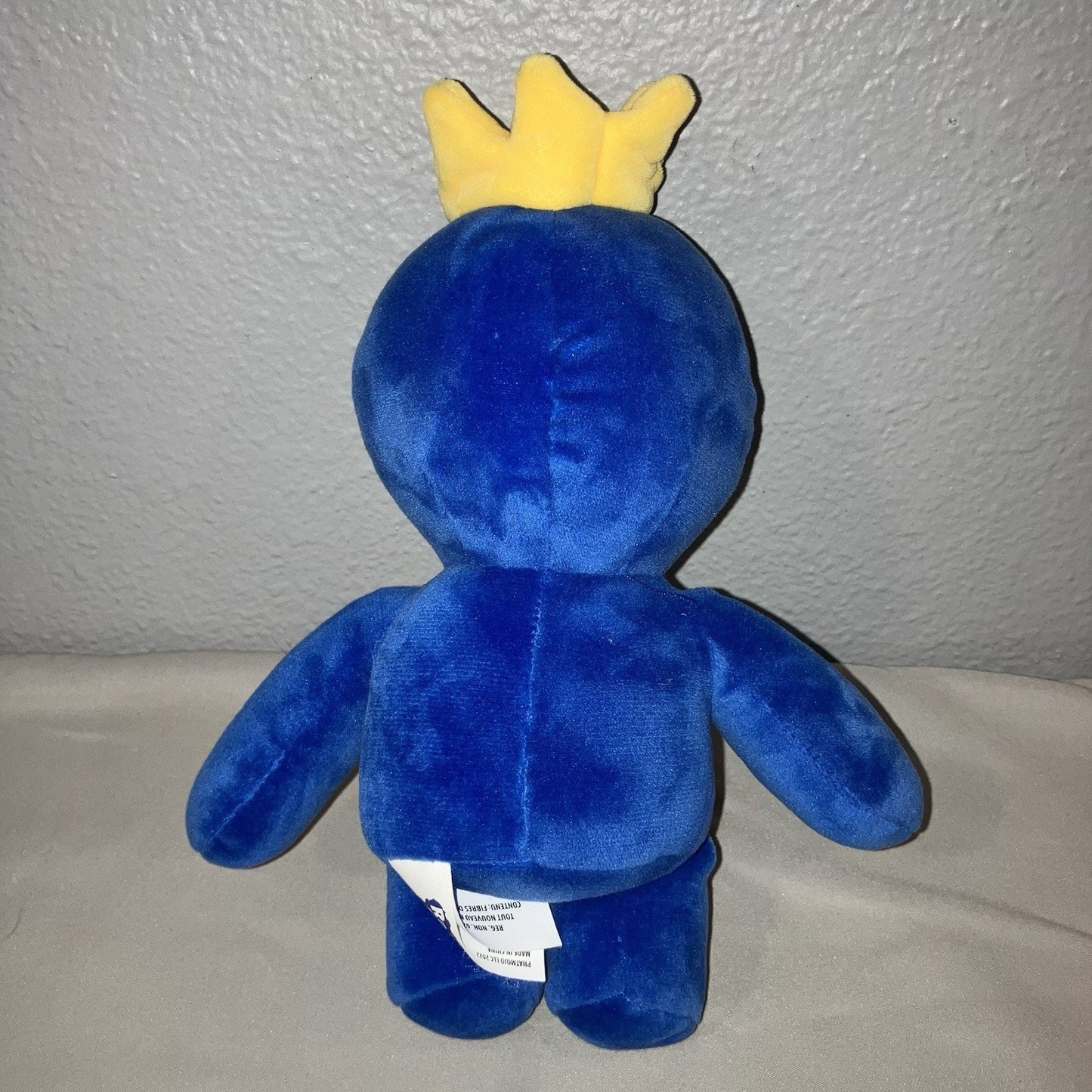 Plush Rainbow Friends Blue Plush Toy with Crown and Button Eye 2023 Good Shape