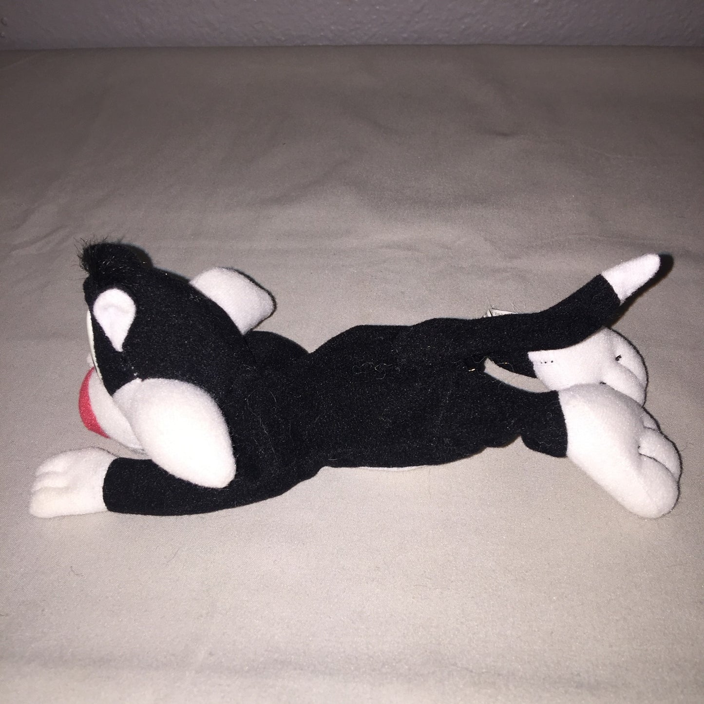 PLUSH Sylvester 1996 Cat Looney Tunes Bean Bag Stuffed Animal Play By Play Brand