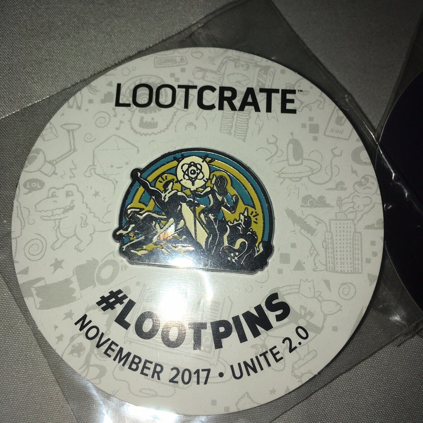 Collectible Sealed New Loot crate 3 Pin Lot Westworld Maze Unite 2 Bronze Trophy