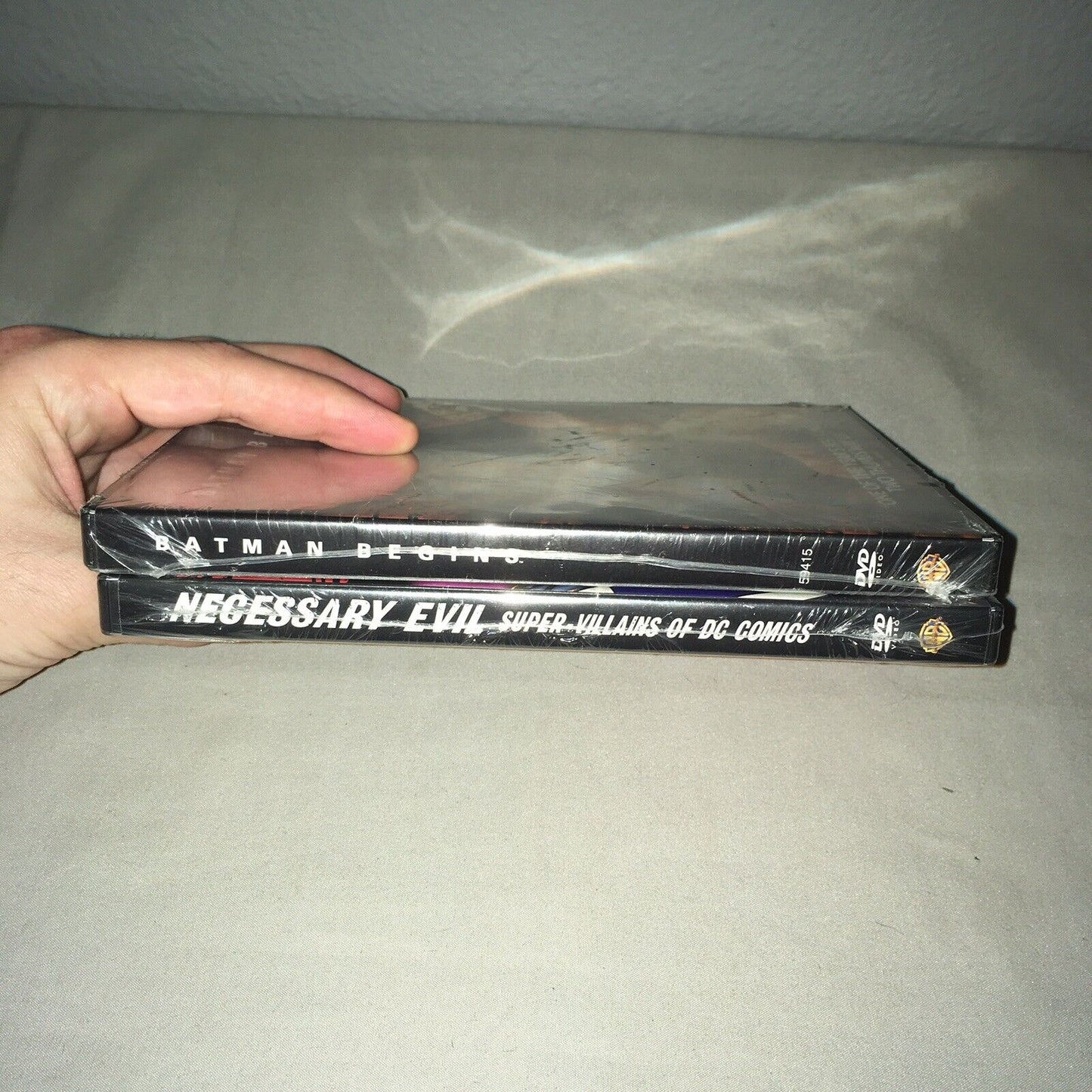 Dvd Sealed New Nwt Batman Begins / Necessary Evil Super Villains Of DC Comics