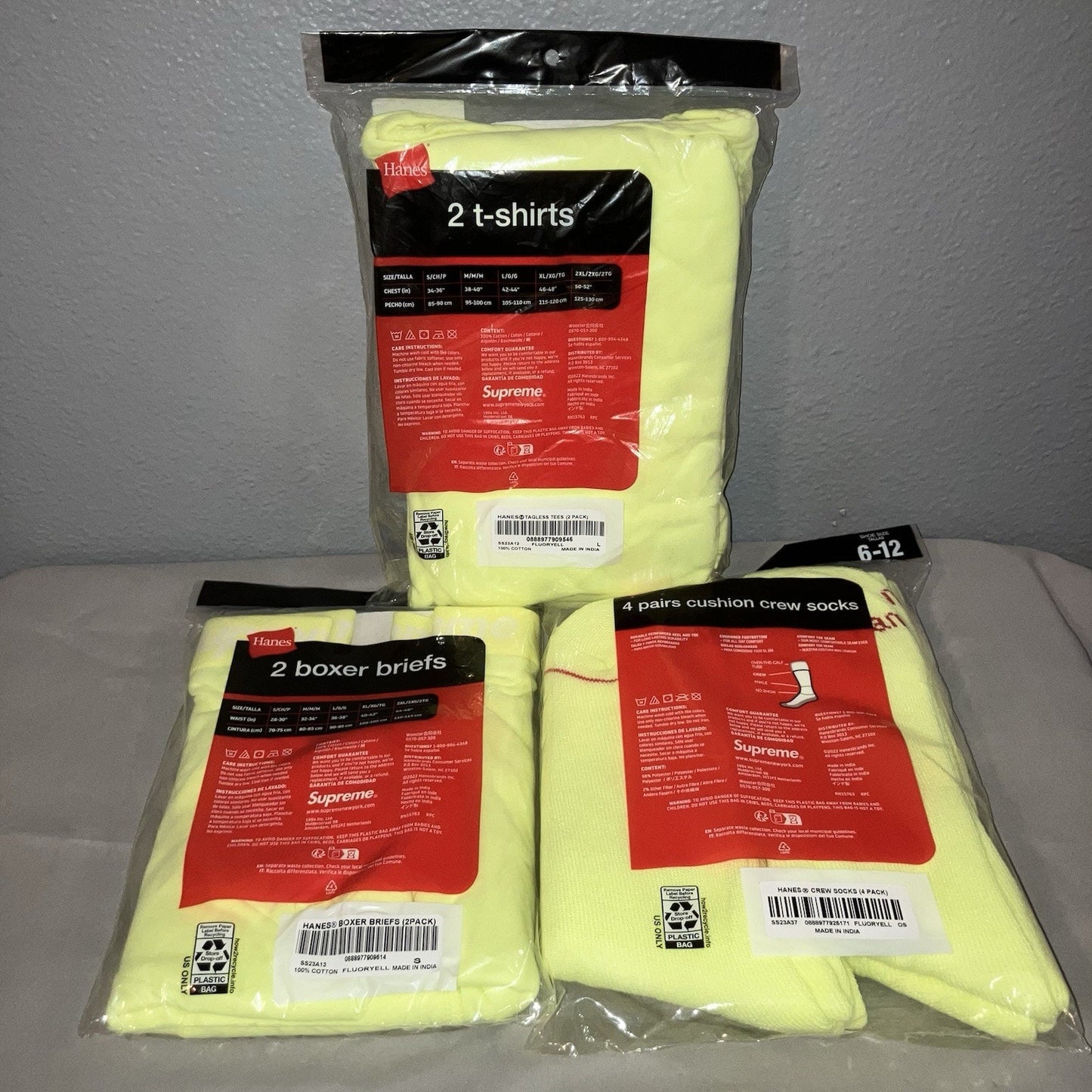 New Supreme Hanes L Tees / S Briefs 2 Pack + Socks 4 Pack Fluorescent Yellow Lot
