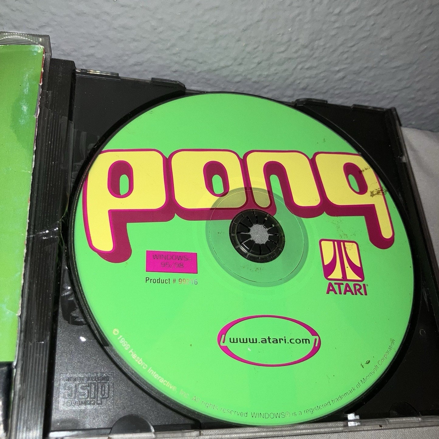 Pc Game Used Pong The Next Level 1999 Untested Disc Minor Scratches Broken Case