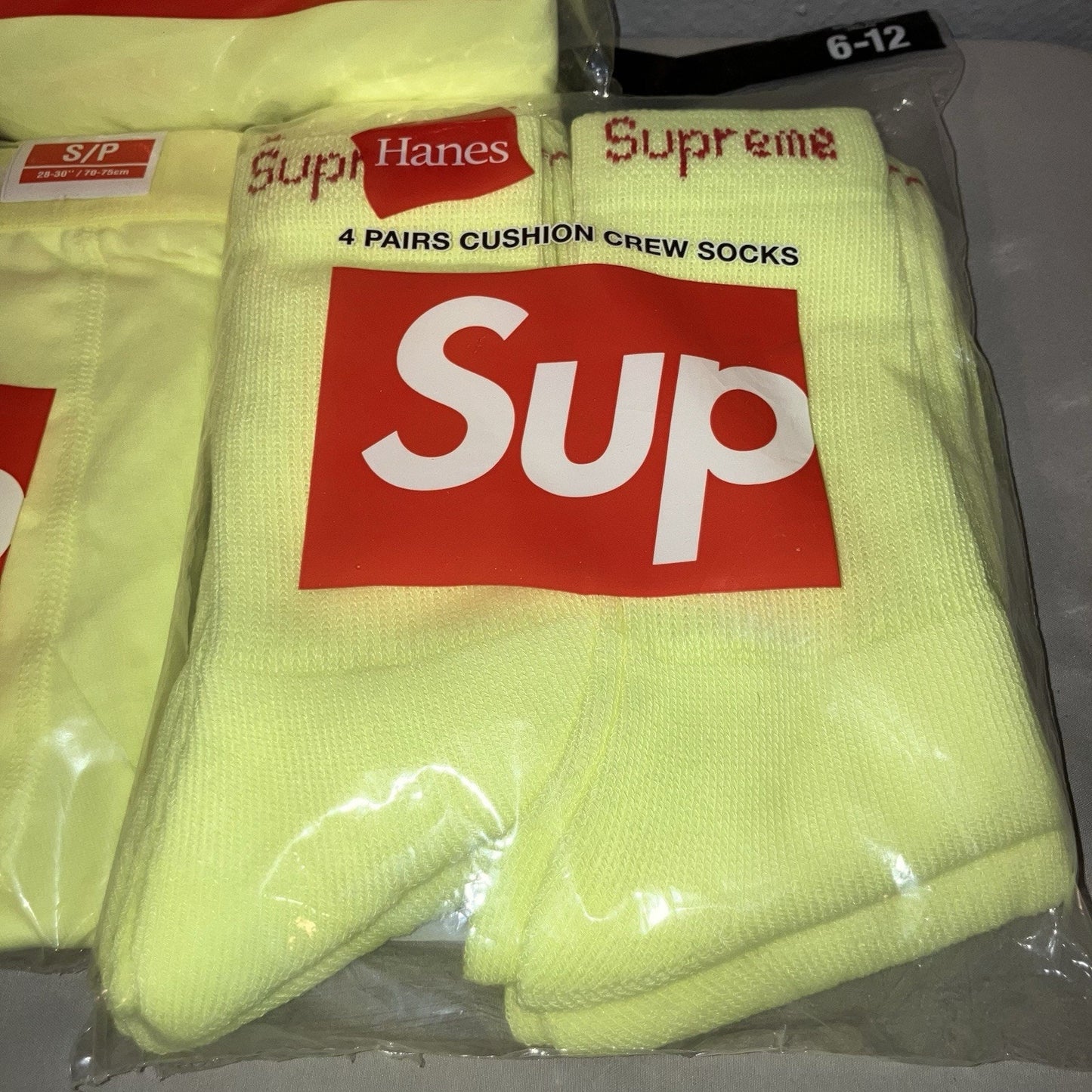 New Supreme Hanes L Tees / S Briefs 2 Pack + Socks 4 Pack Fluorescent Yellow Lot