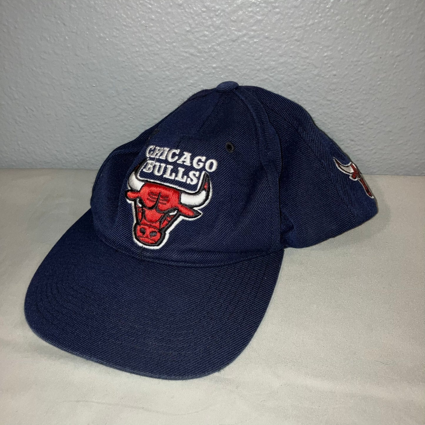 Chicago Bulls 90's The G Cap Hat Navy Blue Vintage Wool Blend Strapback *Used*
