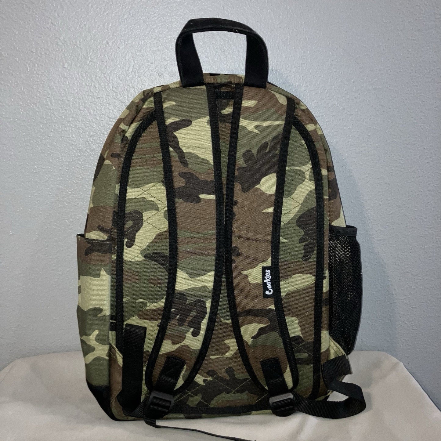 Bag New Nwt Cookies Camo Stasher Stash Smell Proof Adjustable Mmj 420 Backpack