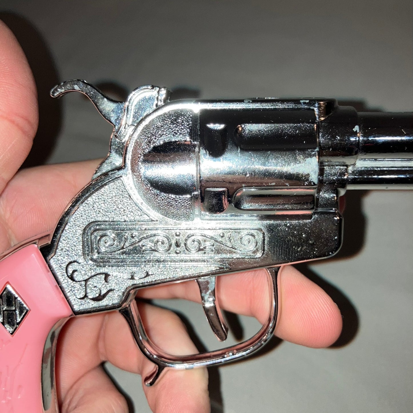 Leslie Henry Vintage Halco Diamond H Laramie Cap Gun Pink Handle Revolver Pistol