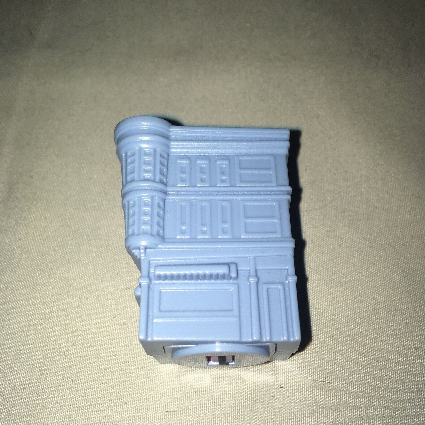 Energizer Batteries 90's Pop Up Figure Girl in Building Vintage Great Condition