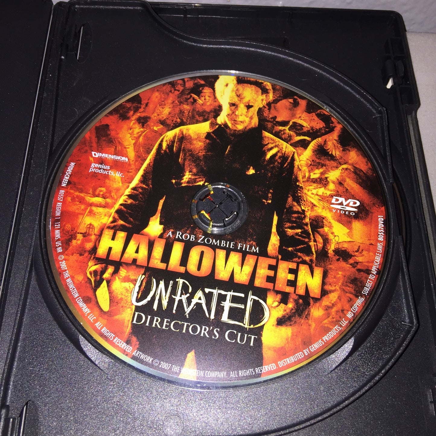 Dvd Used Halloween Unrated 2-Disc Rob Zombie Version *Discs Are Near Perfect*