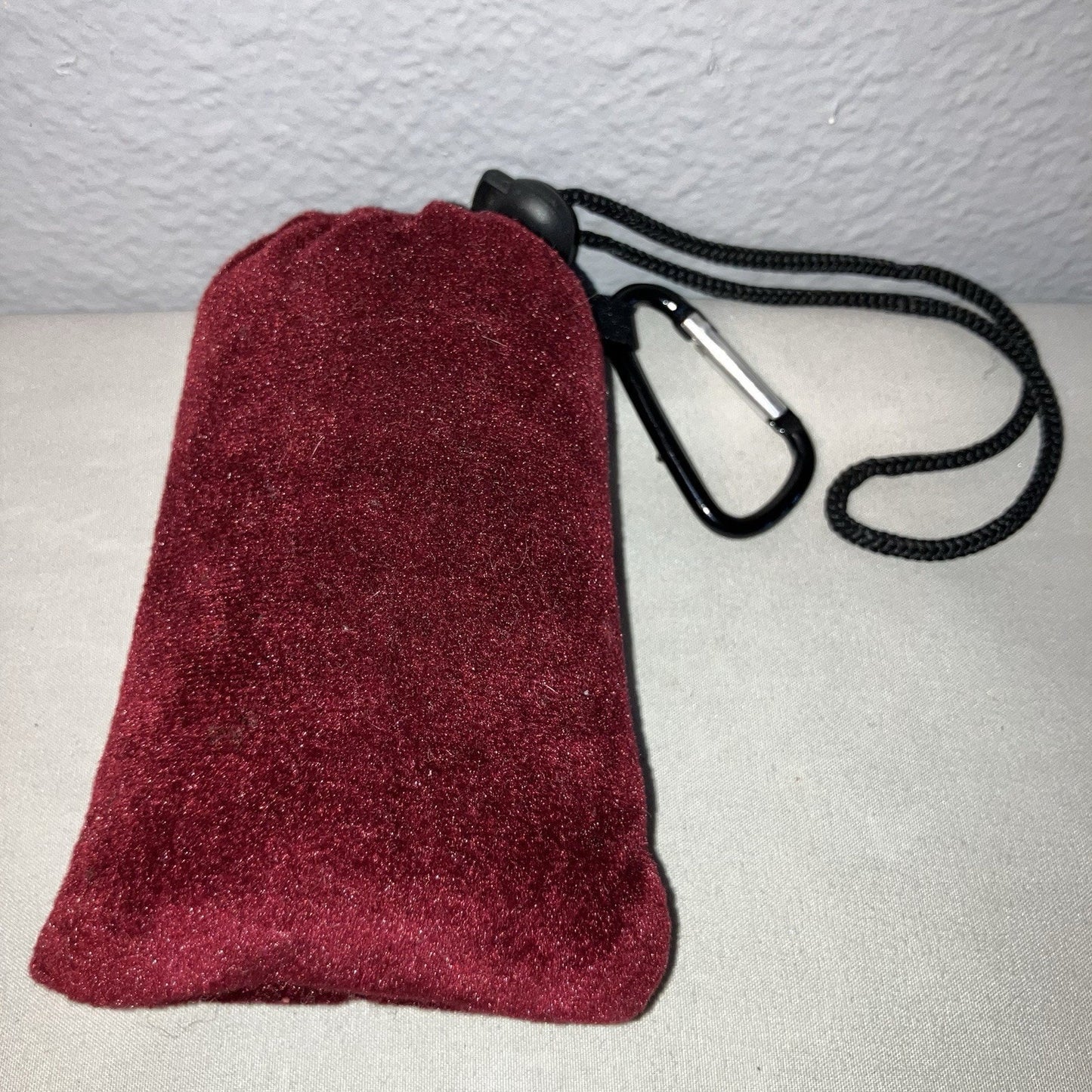 Small Red Velvet Padded Drawstring Pouch Great For Glass Pipes Or General Pieces