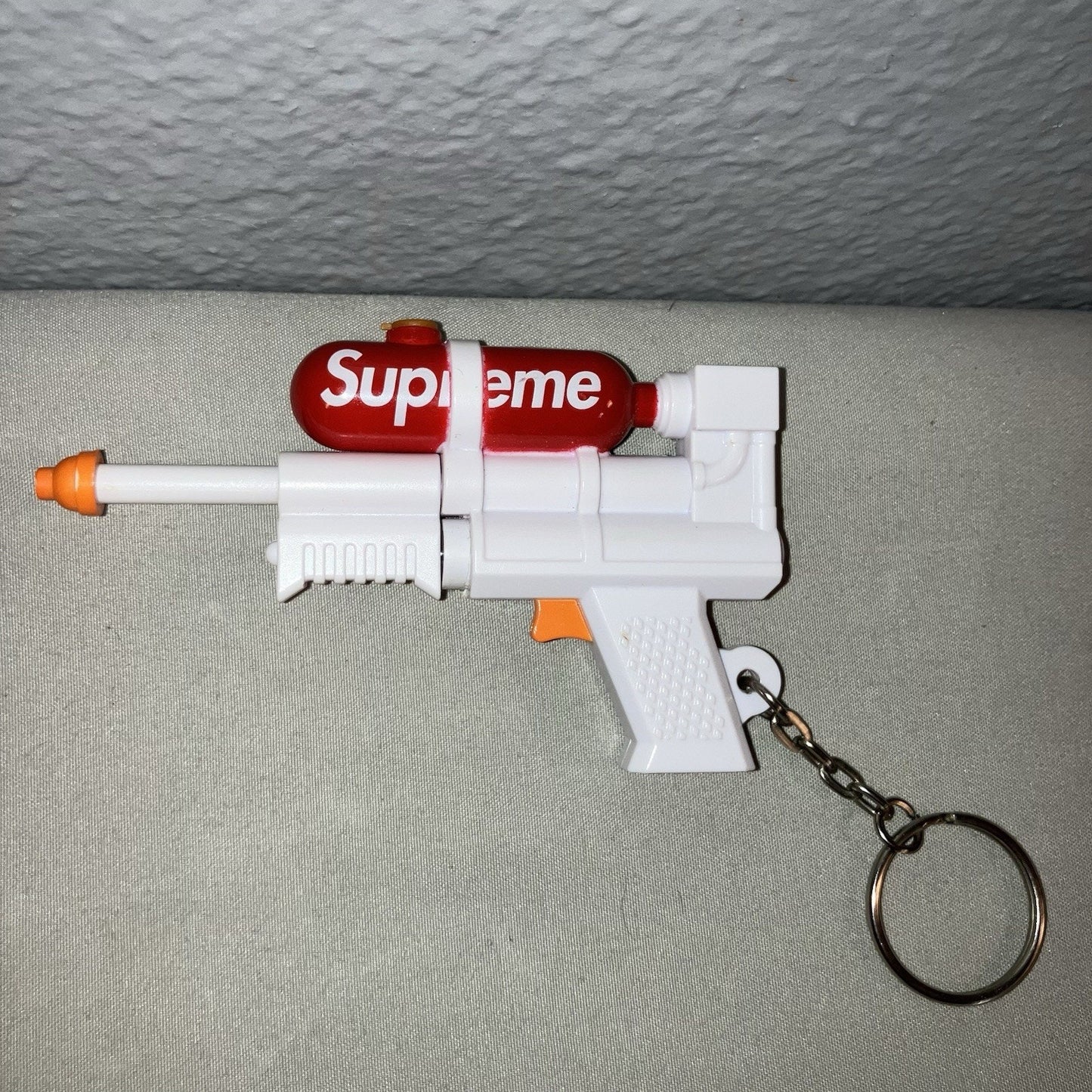 Supreme x Super Soaker 50 Ss19 Squirt Gun Water Pistol Blaster / Keychain *Used*