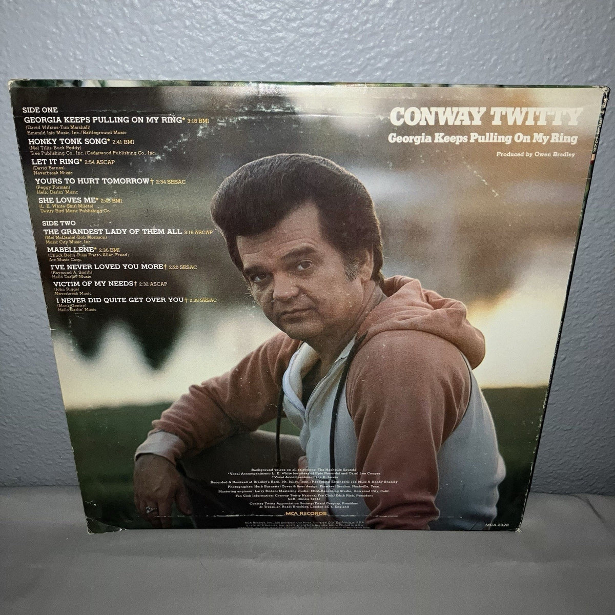 Vinyl Record Conway Twitty Georgia Keeps Pulling On My Ring Platinum Plus Works