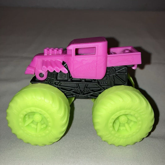 Pink Monster Truck Green Wheels Sonic Wacky Pack Meal FF Toy Maybe Grave Digger