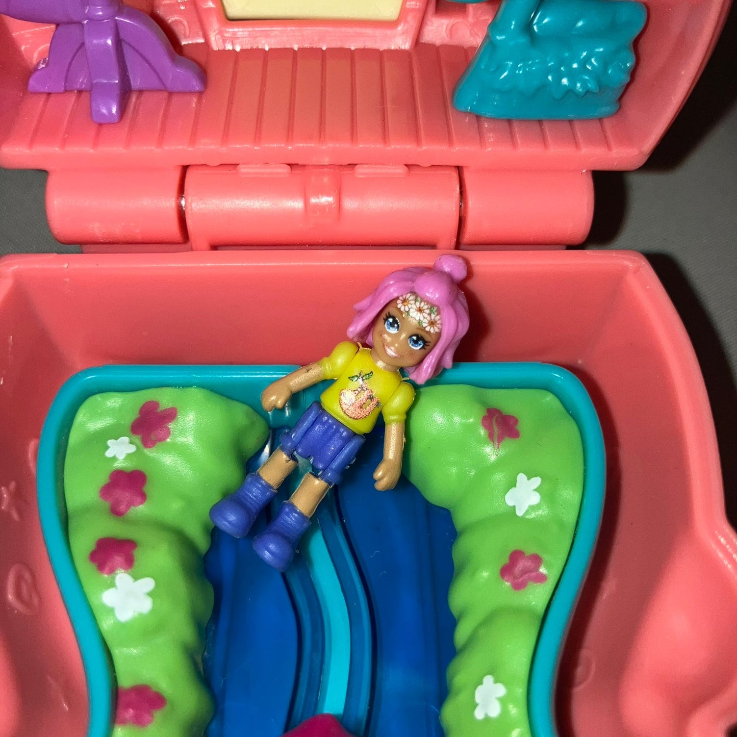 Polly Pocket Flip And Find Sloth Compact Playset *W Original Doll But No Sloth*